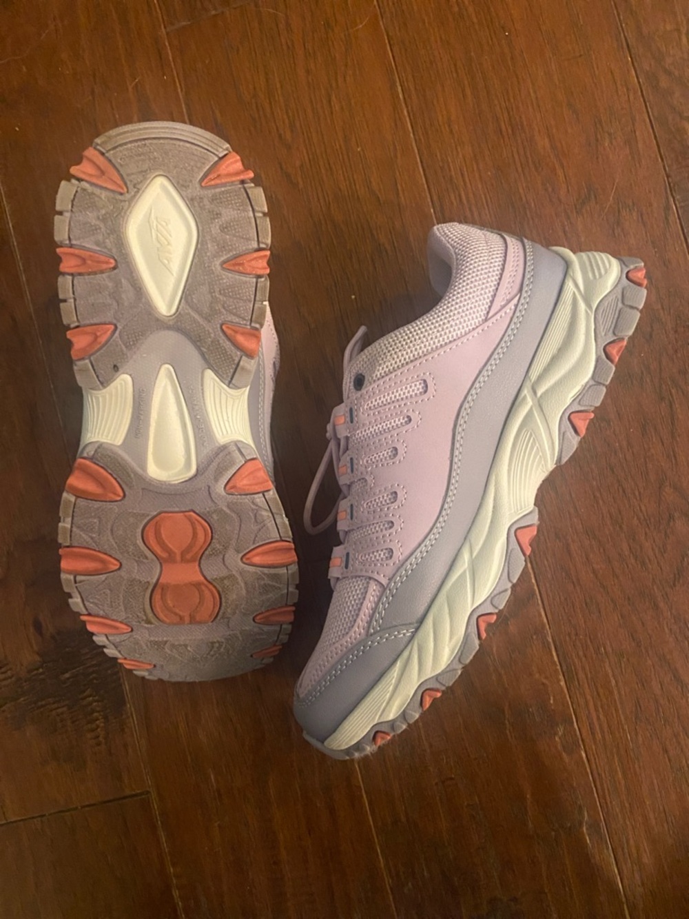 Lightweight Lavender Athletic Sneakers - 8.5 women’s - Picture 5 of 7